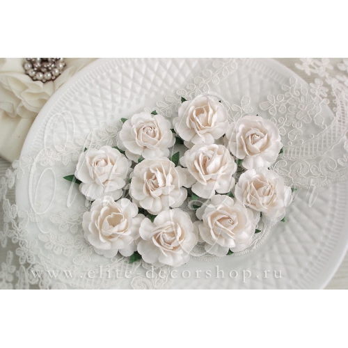 Роза 4 см Цвет белый