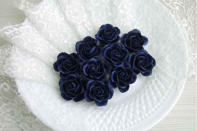 Шпалерная Роза  3,5 см Цвет Темно-синий